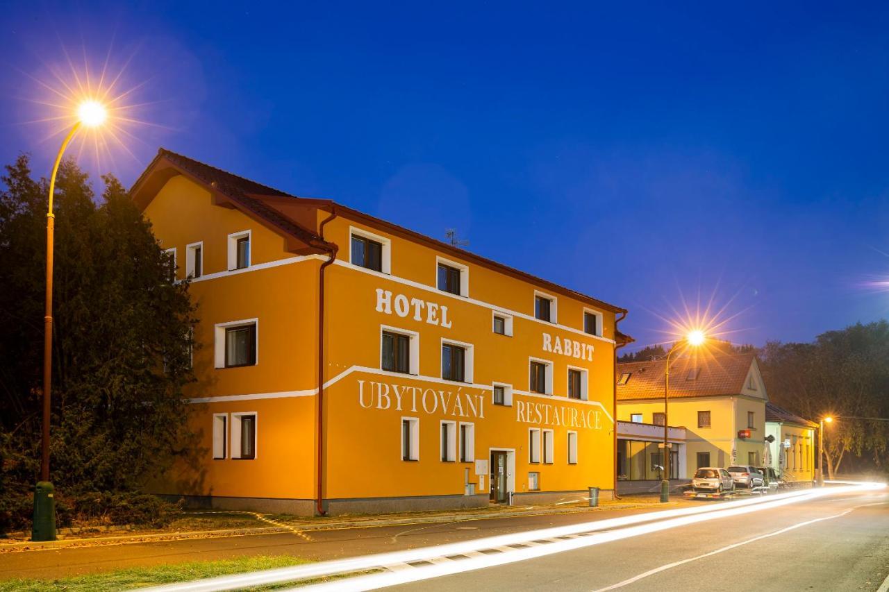 Hotel Rabbit Trhovy Stepanov Exterior photo
