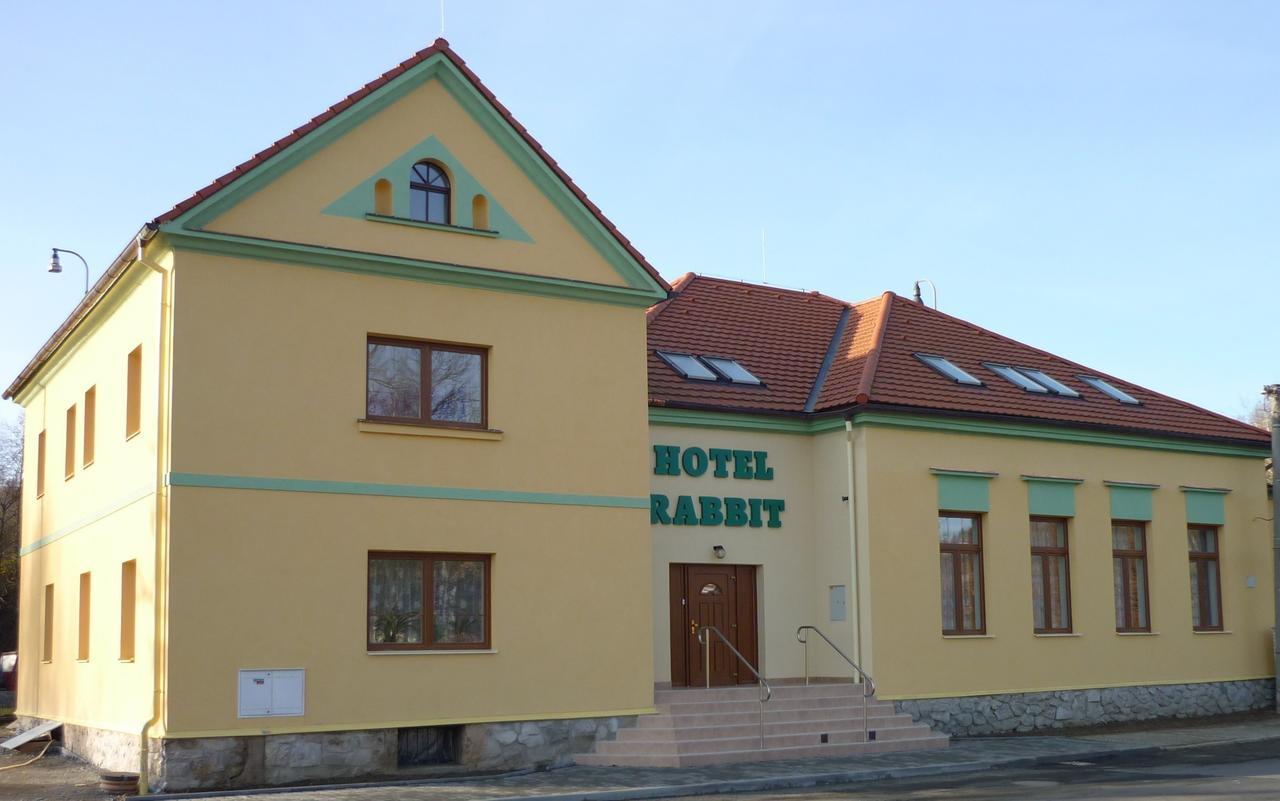 Hotel Rabbit Trhovy Stepanov Exterior photo
